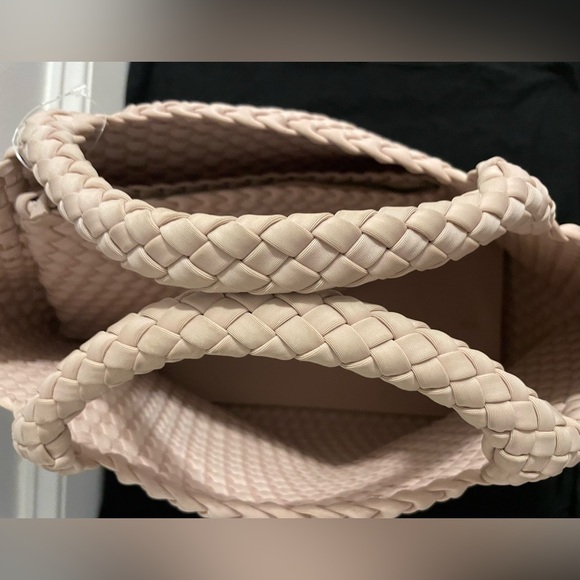 NAGHEDI St. Barths Medium Woven Tote Bag - Picture 11 of 16